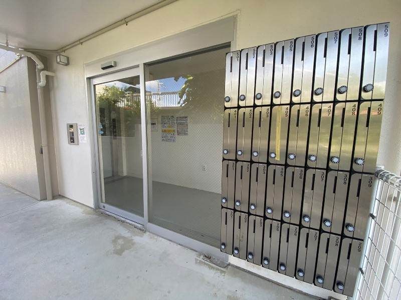 Thomas Minami Castle 1K Apartment for Rent in Nanjo City, Okinawa - Thumbnail 3