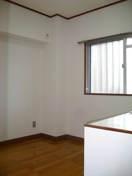 Pet-Friendly 3DK Apartment for Rent in Urasoe, Okinawa - Thumbnail 4