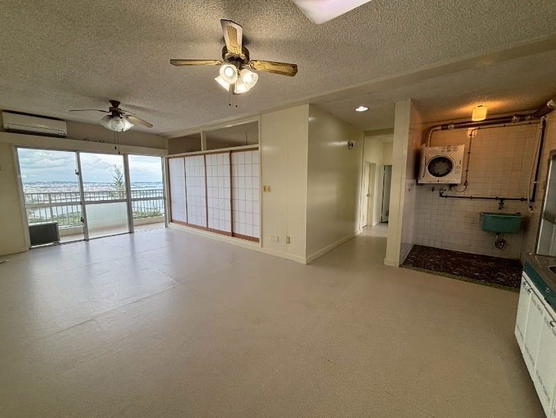 Sea View 2LDK Apartment for Rent in Nakagusuku Village, Okinawa - Thumbnail 4