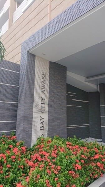 3LDK Apartment in Hiyagon, Okinawa City | 61.4 sqm, 2017 Build - Thumbnail 2