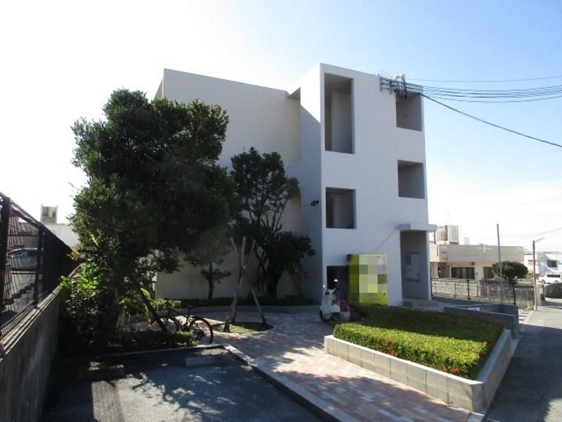 Leopalace Oyama Furnished 1K Apartment for Rent in Ginowan, Okinawa - Thumbnail 2