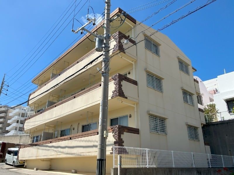 Avance Matsushima 3LDK Apartment for Rent in Naha, Okinawa - Thumbnail 2