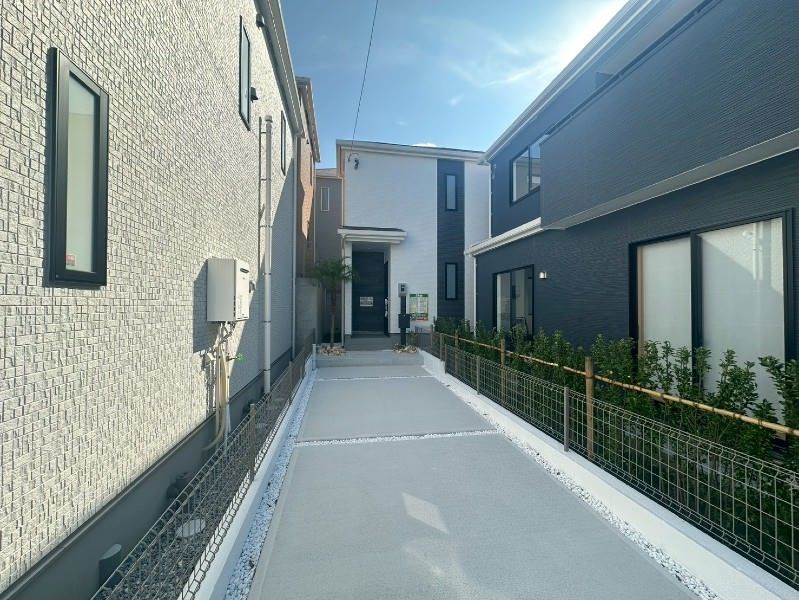 New 3LDK House for Sale in Uruma City, Okinawa - Thumbnail 2