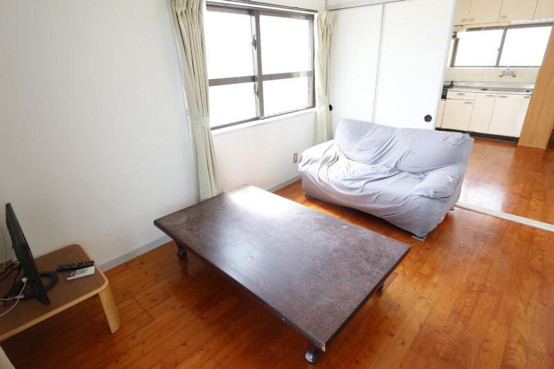2DK Apartment for Rent in Urasoe Nishihara, Okinawa - Thumbnail 3