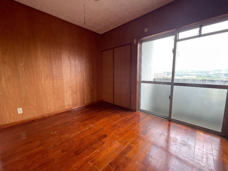 Sea View 2LDK Apartment for Rent in Yaese Town, Okinawa - Thumbnail 4