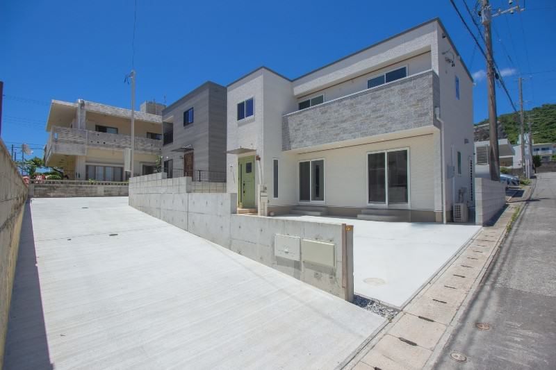 New 3LDK House in Nakagusuku Village, Okinawa with 3 Parking - Thumbnail 3