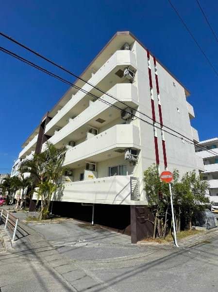 1K Apartment for Rent in Nago City, Okinawa - Thumbnail 2