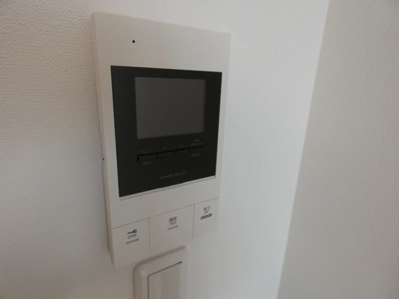 New 1K Apartment for Rent in Naha, Okinawa with Free Internet - Thumbnail 3