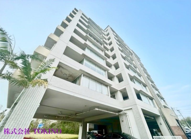 2LDK Apartment for Sale in Naha, Okinawa - 61m² - Thumbnail 3