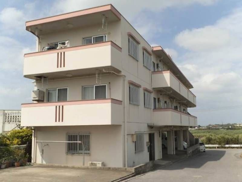 Green Mansion 2DK Apartment for Rent in Yaese Town, Okinawa - Thumbnail 2