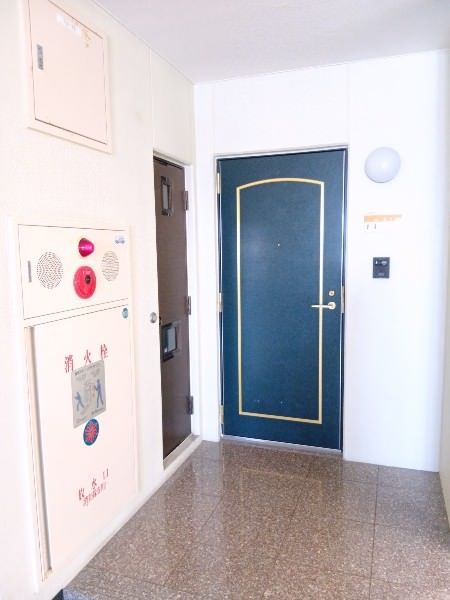 4LDK Apartment for Rent in Urasoe, Okinawa with Ocean View - Thumbnail 4