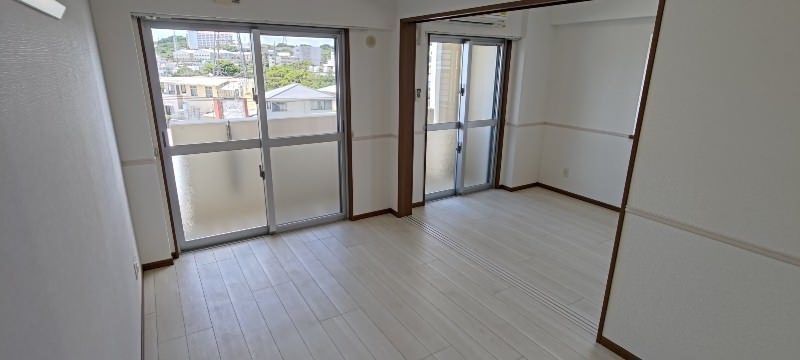 1LDK Apartment for Rent in Misato, Okinawa City | MERAVIGLIA Oose - Thumbnail 2