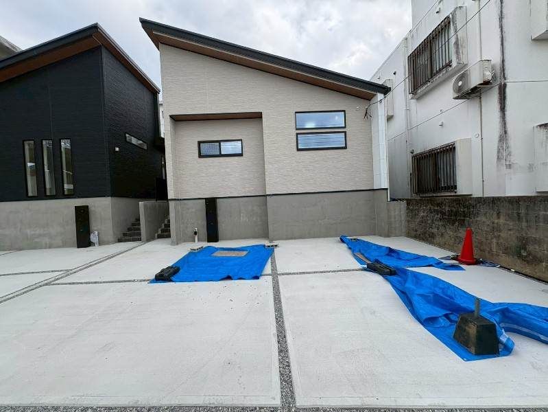 New 4LDK Single-Story House for Sale in Ginowan, Okinawa - Thumbnail 3