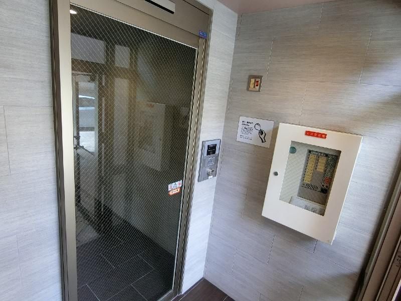 1LDK Apartment for Rent in Asato, Naha - Estate Asato Unit 1001 - Thumbnail 3