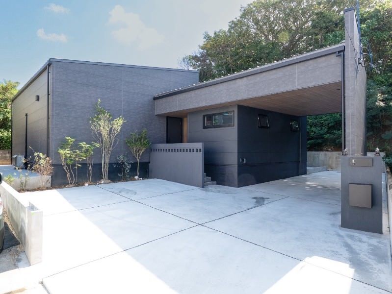 New 4LDK Designer House for Rent in Yomitan Village, Okinawa - Thumbnail 3