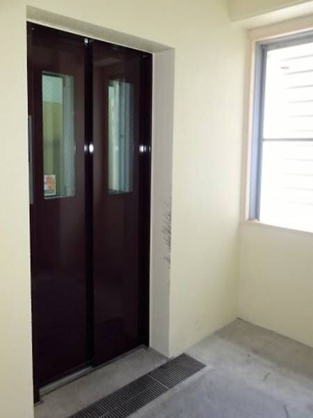 1DK Apartment for Rent in Naha's Tsuboya, Near Makishi Station - Thumbnail 2
