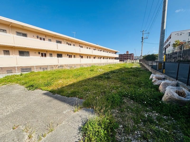 615 sqm Land for Sale in Ishikawa, Uruma City, Okinawa - Thumbnail 2