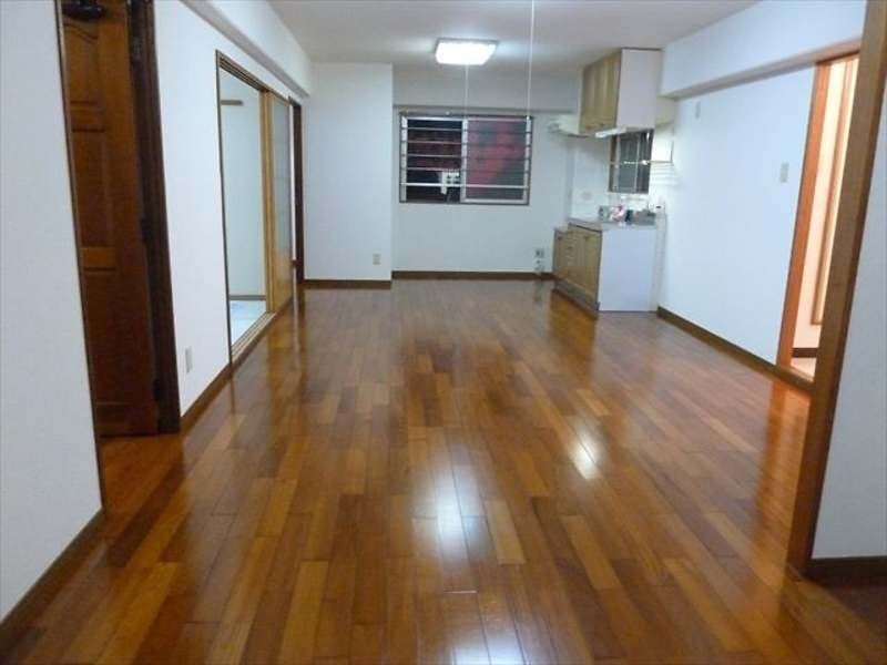 Spacious 3LDK Apartment for Rent in Ginowan, Okinawa - Thumbnail 4