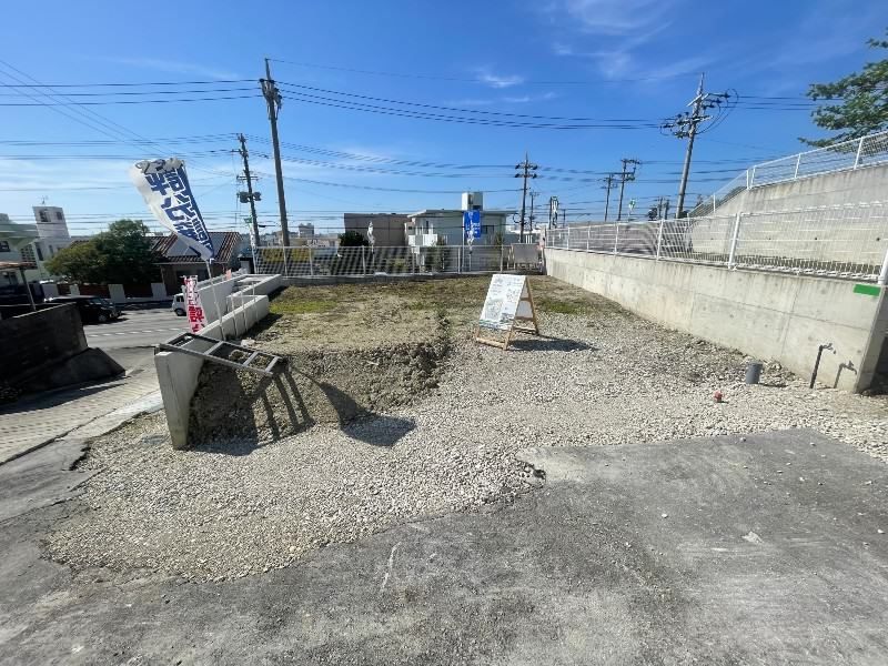 New 3LDK House in Uruma City, Okinawa - Thumbnail 2