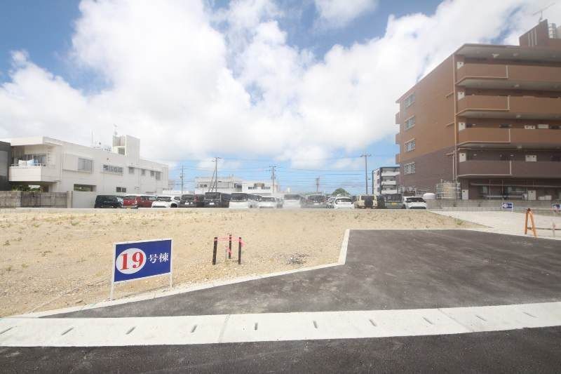 Land for Sale in Watabashi, Tomigusuku - 135.02 sqm Plot - Thumbnail 3
