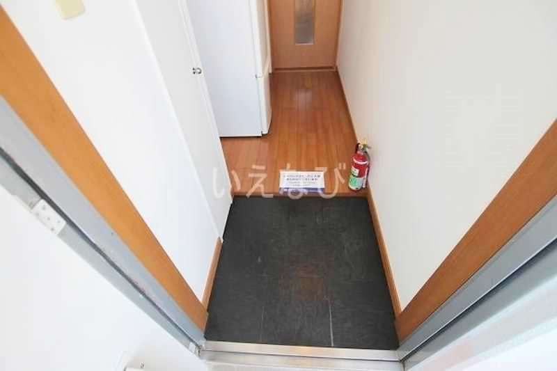Leopalace Green Hill 1K Rental Apartment in Ginowan, Okinawa - Thumbnail 3