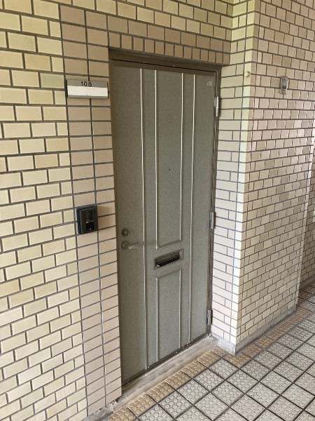 2LDK Apartment for Rent in Itoman City, Okinawa - Thumbnail 3