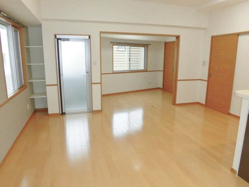 3LDK Apartment for Rent in Omoromachi, Naha City - Thumbnail 4