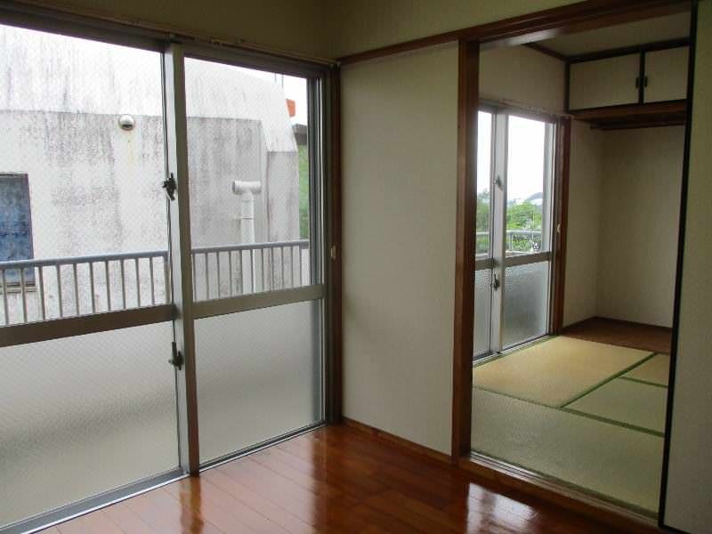 2DK Apartment for Rent in Shinagawa, Haebaru-cho, Okinawa - Thumbnail 3