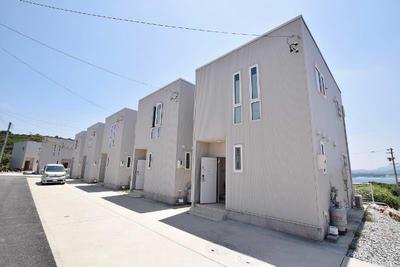 Second-hand detached house Kouri Nakijin village Kouri buying and selling detached house (with garden, foreigner's house, suitable for two households, 2LDK, 29.8 million yen)｜Okinawa property information [gu-home] No.789-1440 — Image 3, Nakijin, Okinawa