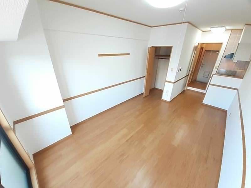 1R Apartment for Rent in Makishi, Naha - 60,000 Yen, No Deposit - Thumbnail 4