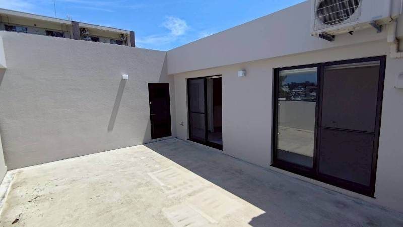 Modern 2LDK Apartment in Chatan, Okinawa with Ocean Views - Thumbnail 3