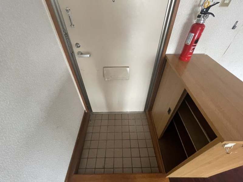 1LDK Apartment for Rent in Urasoe, Okinawa with Parking - Thumbnail 3