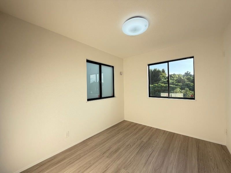 New 4LDK Detached House in Uruma City, Okinawa with Garden - Image 1