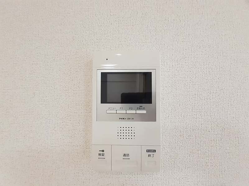 1LDK Apartment for Rent in Urasoe City, Okinawa - Thumbnail 3
