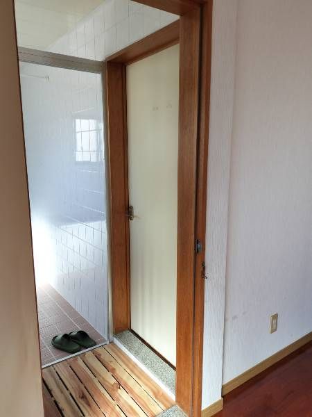 Spacious 2LDK Apartment for Rent in Okinawa City's Kogen - Thumbnail 2