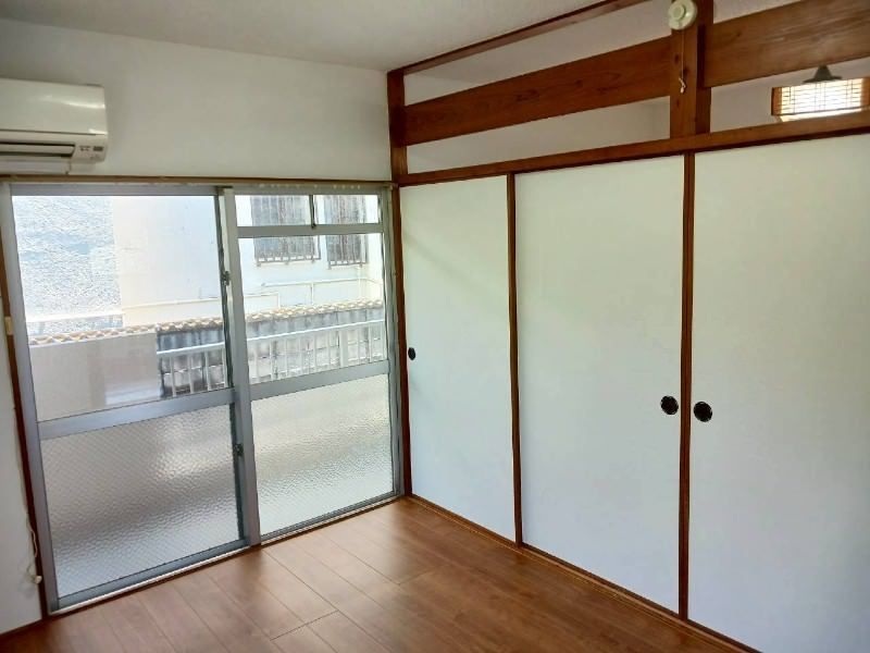 Renovated 2DK Apartment in Tomigusuku, Okinawa - Thumbnail 4