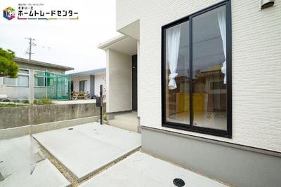 New 4LDK House in Heartful Town Takara, Yaese - 2 Car Parks — Image 2, Yaese, Okinawa