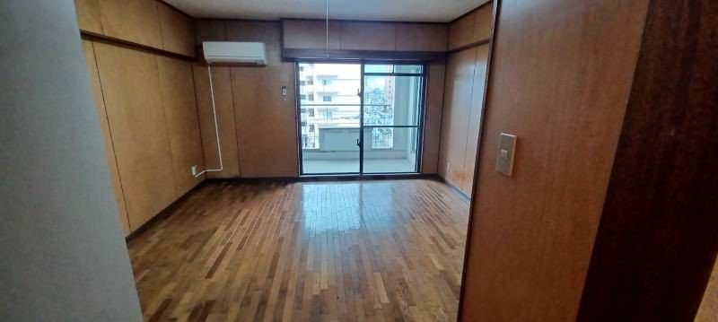 1R Apartment for Rent in Minamiuehara, Nakagusuku Village, Okinawa - Thumbnail 3