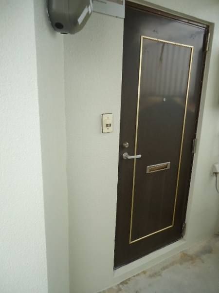 2LDK Apartment in Itoman City, Okinawa - Thumbnail 3