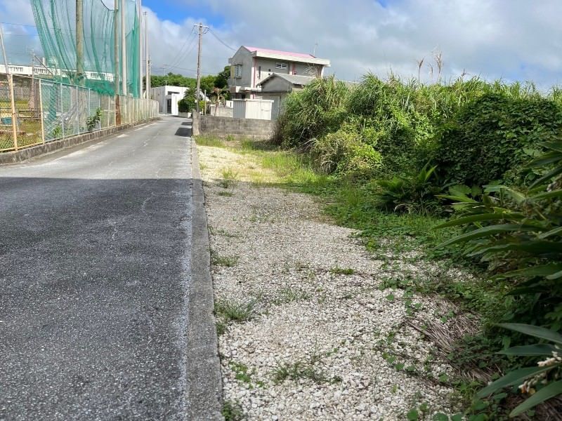 1,653 sqm Farmland for Sale in Itoman, Okinawa - Thumbnail 2