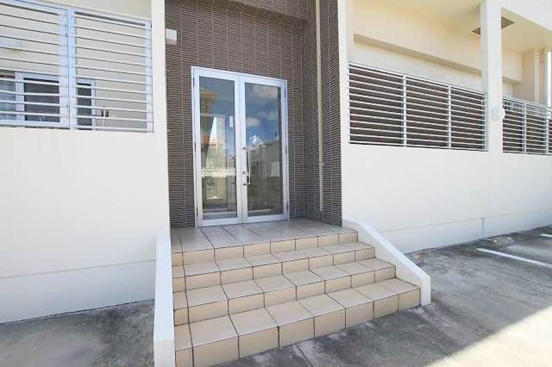 1K Apartment for Rent in Tomigusuku City, Okinawa - Thumbnail 3