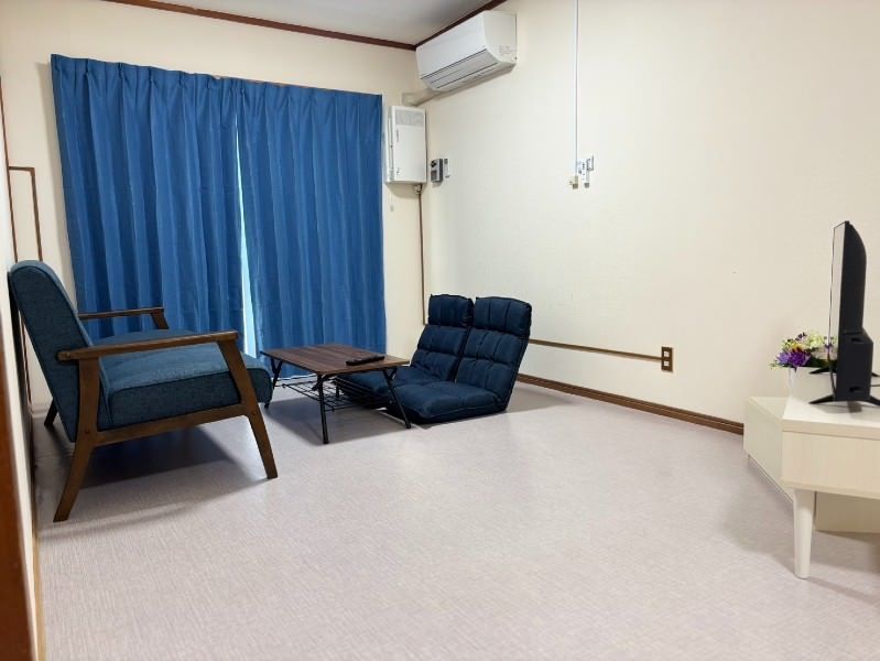Monthly 2LDK Apartment for Rent in Kadena, Okinawa - Thumbnail 3