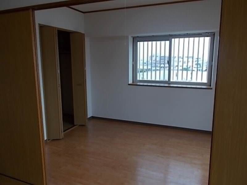 2DK Apartment for Rent in Nishihara-cho, Okinawa - Thumbnail 3