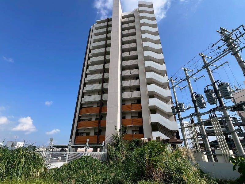 4LDK Apartment for Sale in Enz Plaza Rycom, Okinawa City - Thumbnail 2