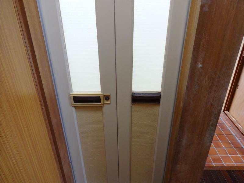 Chintai Sky House 2DK Apartment for Rent in Chatan, Okinawa - Thumbnail 2
