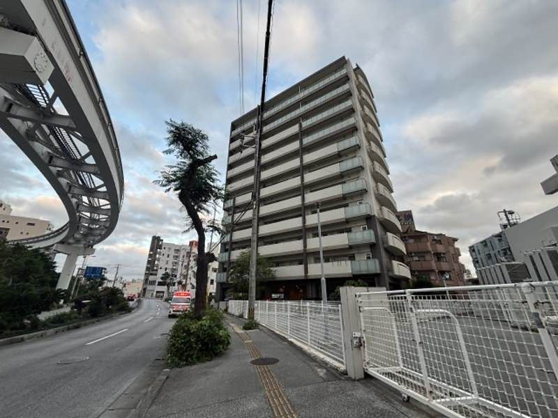3LDK Apartment for Sale in Makishi, Naha - Thumbnail 3