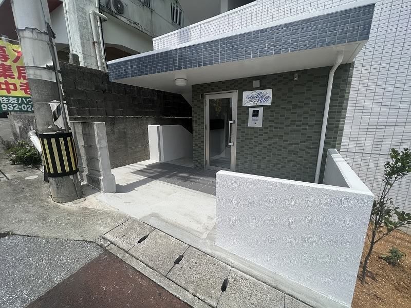 Camellia Hills 3DK Apartment for Rent in Okinawa City - Thumbnail 4
