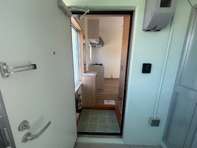 New 2025 Ocean View 1R Apartment for Rent in Nanjo City, Okinawa - Thumbnail 3