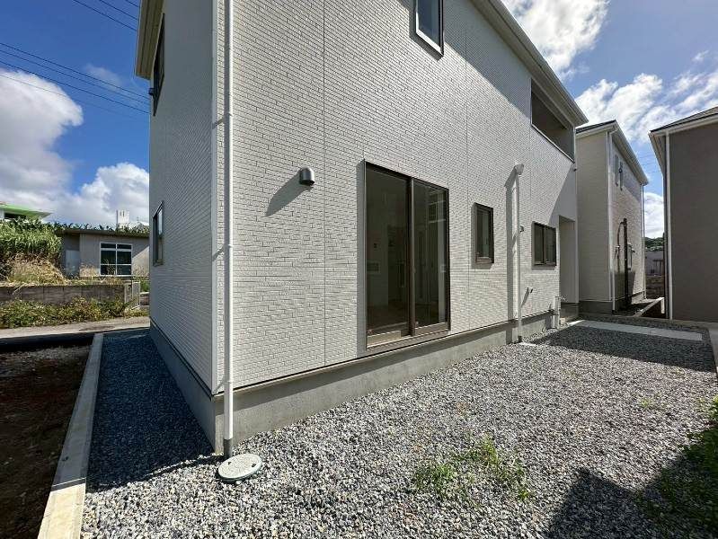 New 4LDK House for Sale in Itoman City, Okinawa - Thumbnail 4