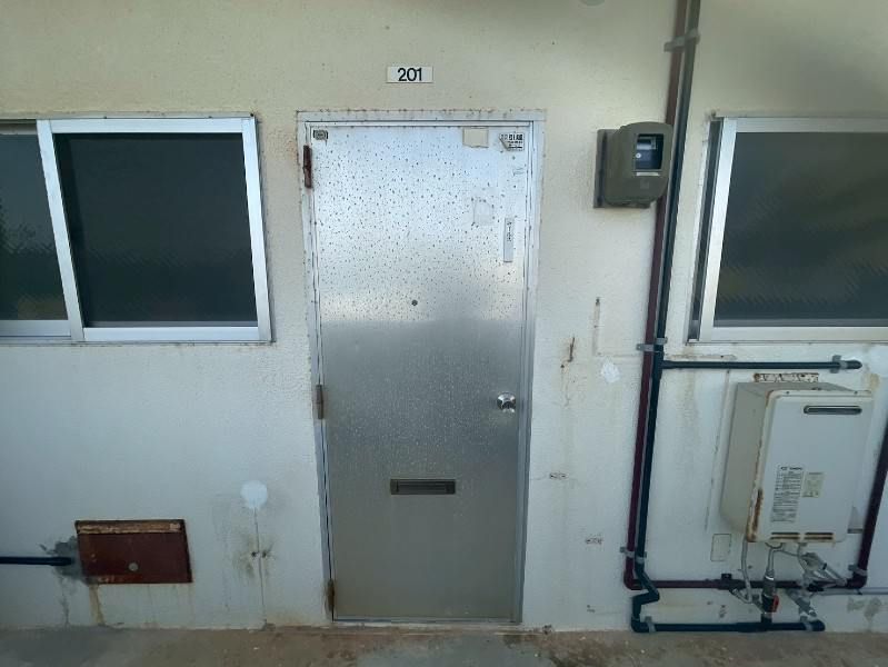 Yosa Apartment: Refurbished 1LDK for Rent in Urasoe, Okinawa - Thumbnail 2